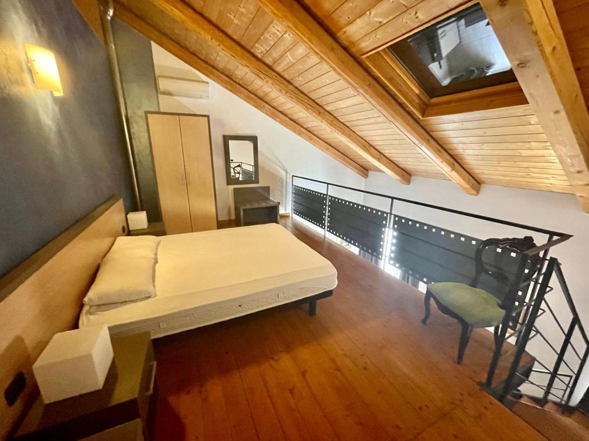 100 Torri Apartment Alba  Ngoại thất bức ảnh